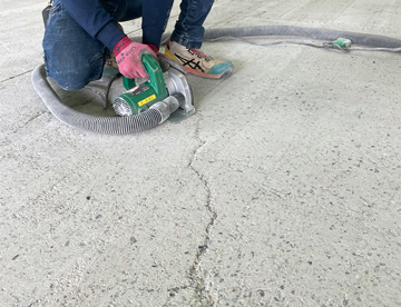 クラックカッター